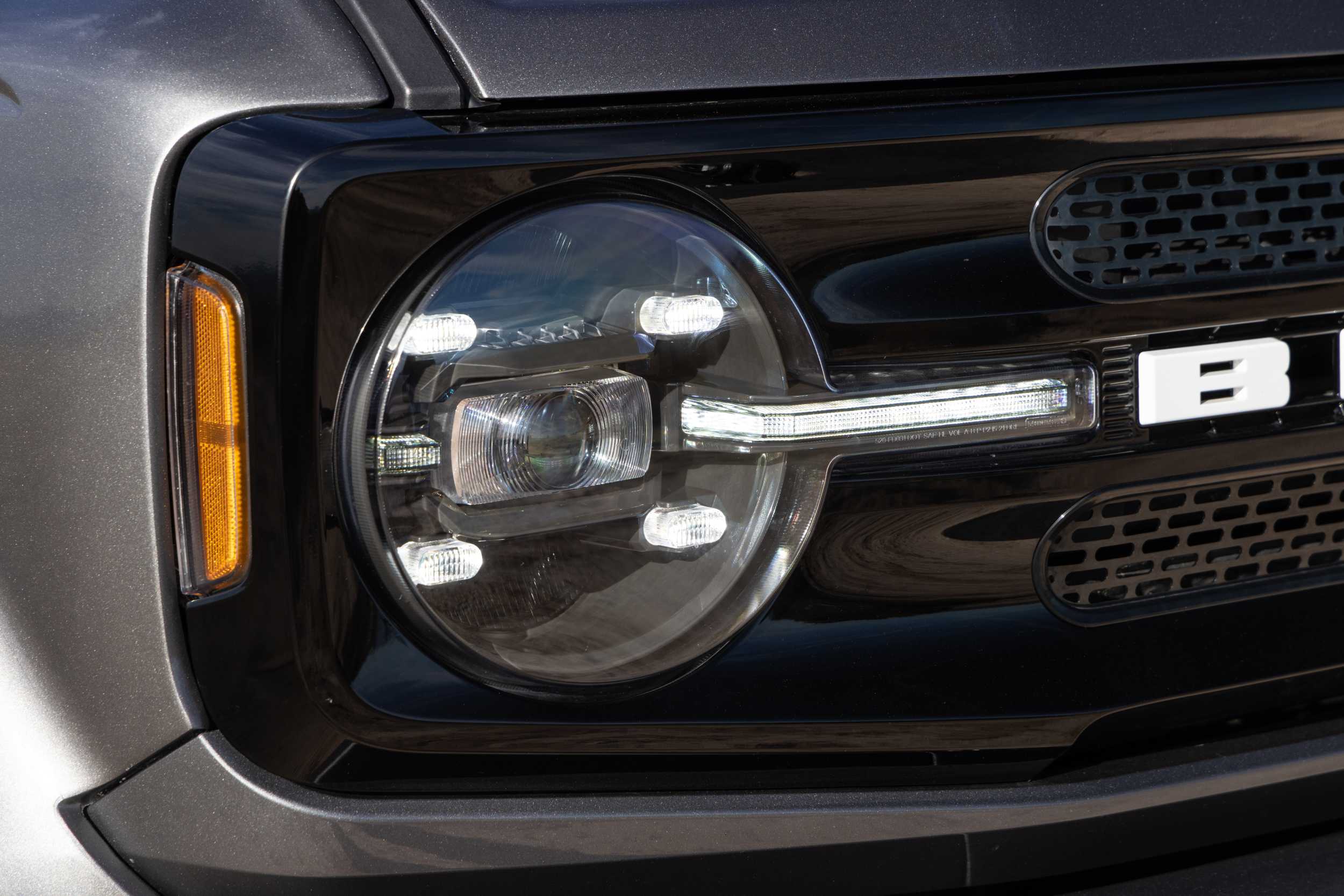 21-26 Ford Bronco XB LED Headlights photo 2
