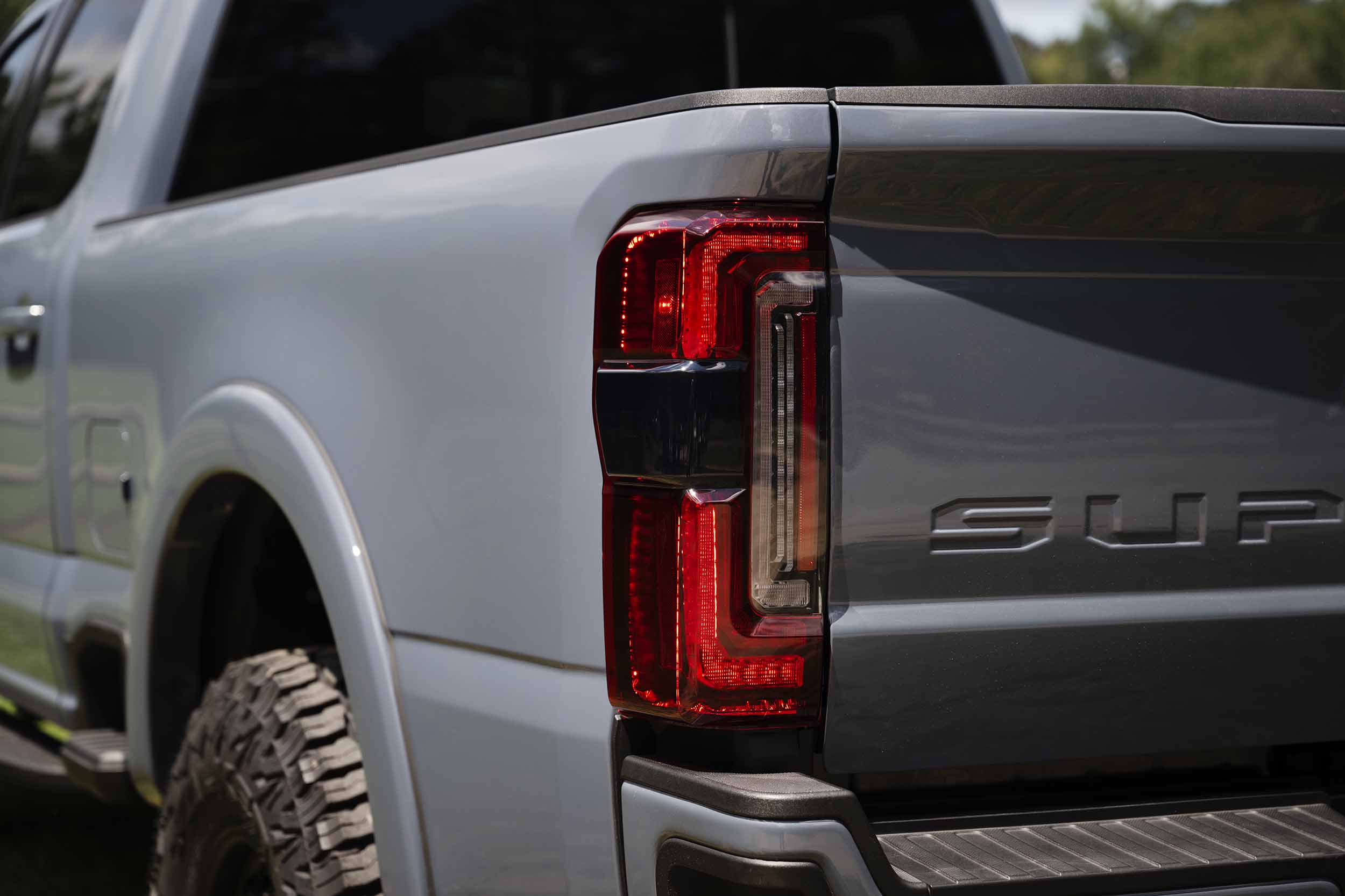 23-27 Super Duty XB LED Tail Lights (Red) photo 2