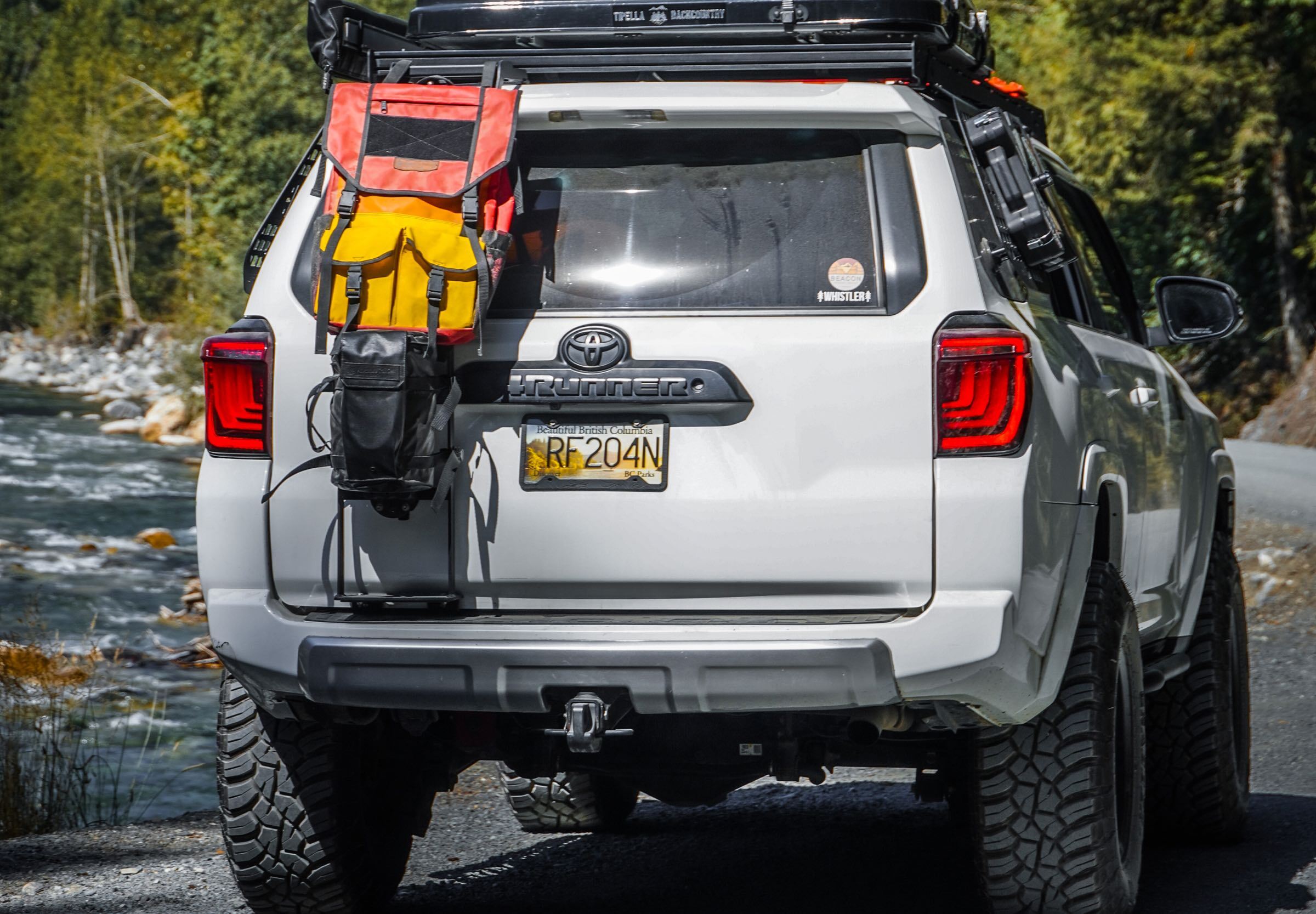 10-24 Toyota 4Runner XB LED Tail Lights (Red) photo 2