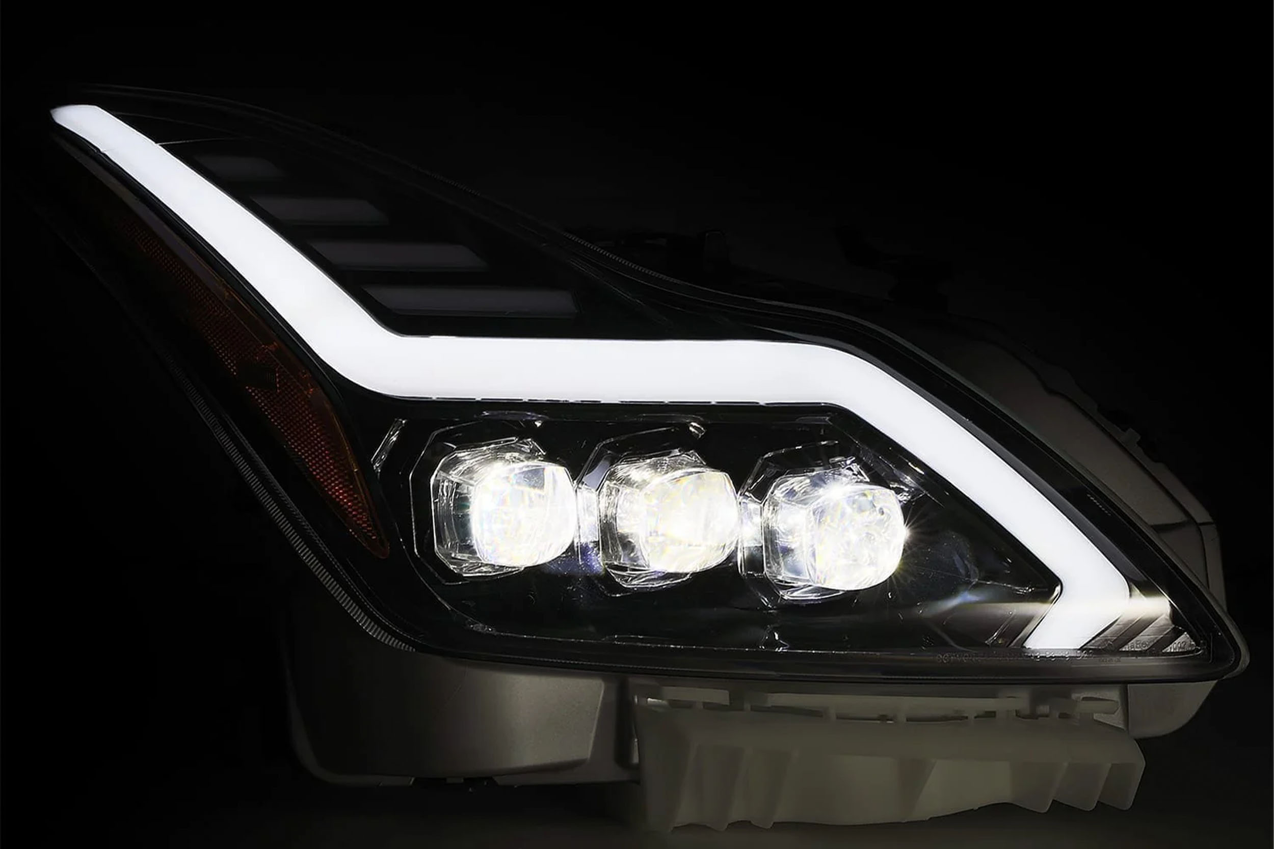 08-13 Infiniti G37 Nova G2 Headlights photo 2