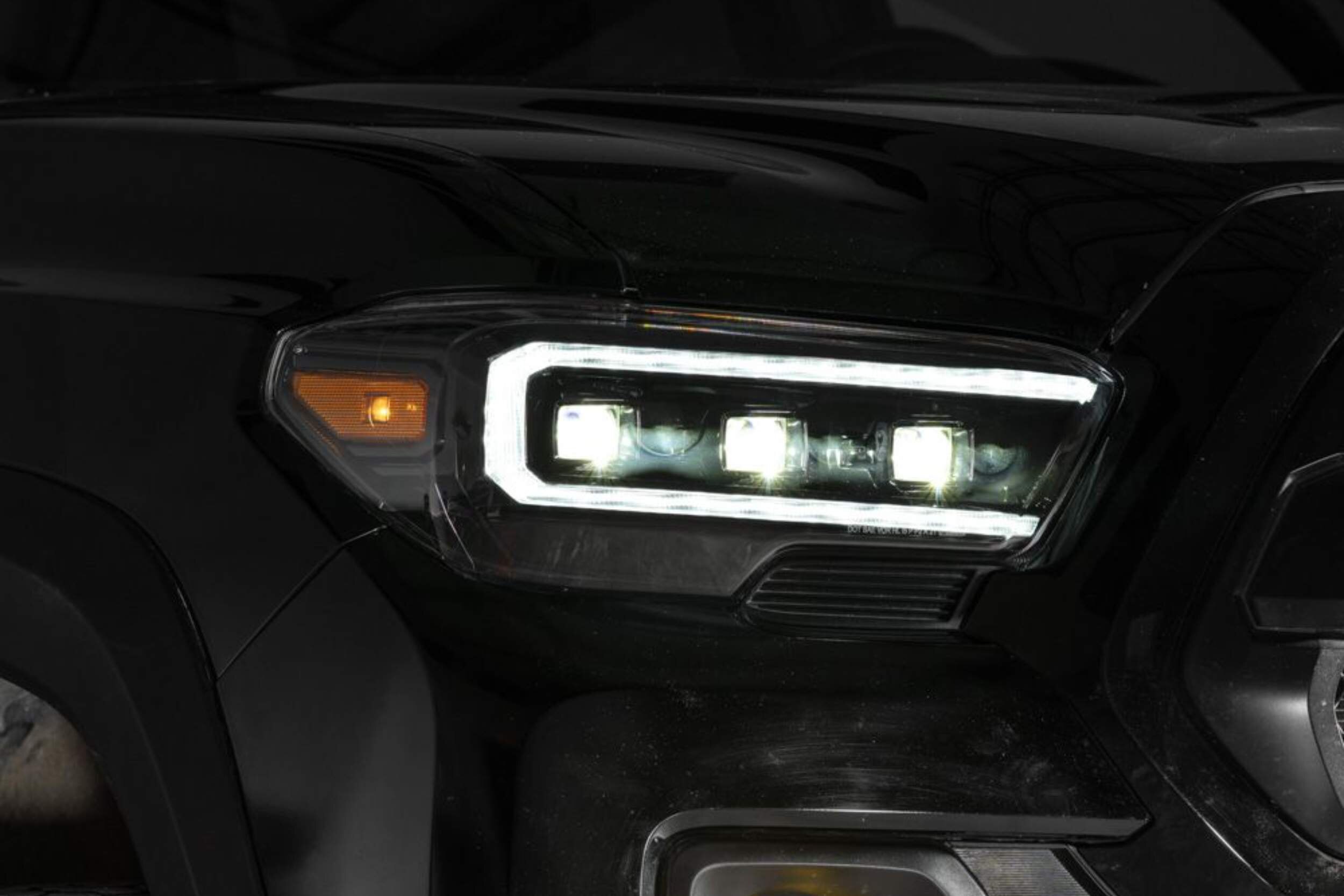 16-23 Toyota Tacoma Projector Headlights photo 4