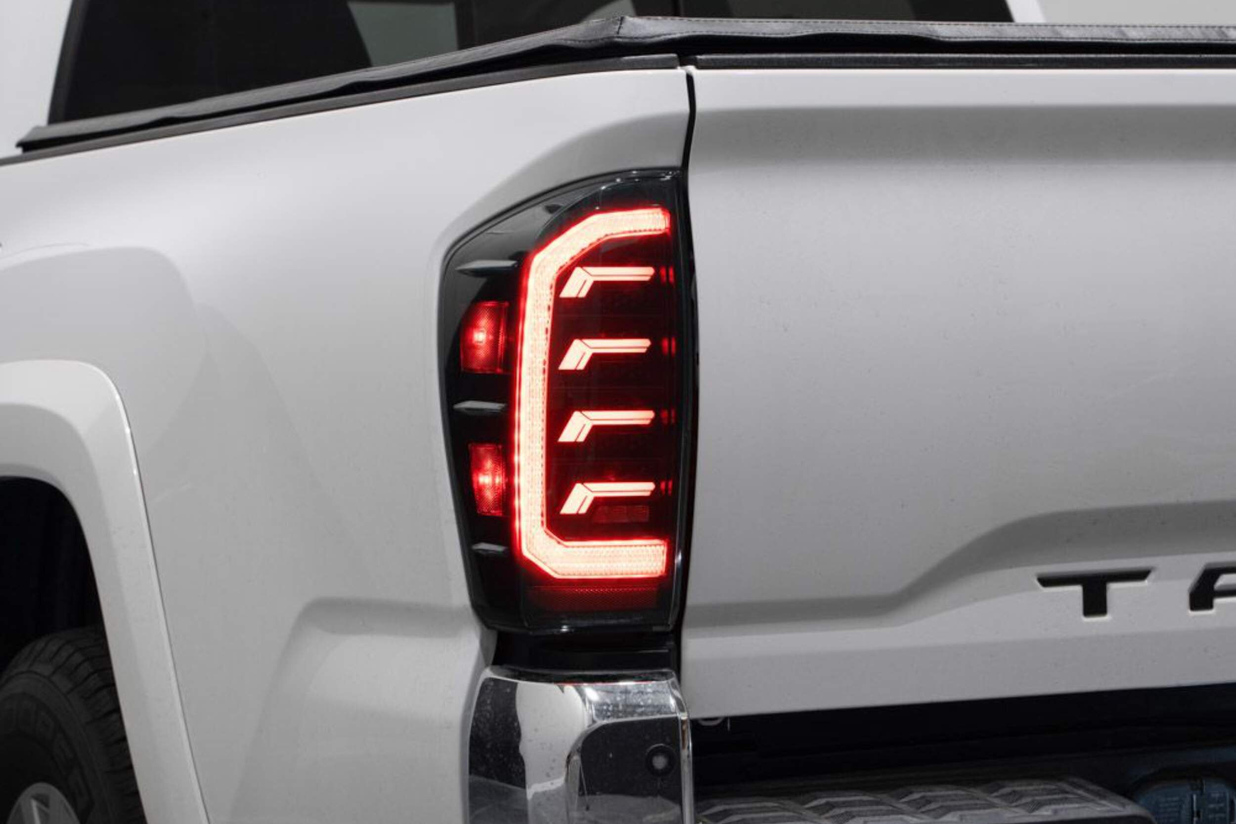 16-23 Toyota Tacoma Tail Lights (Smoked) photo 4