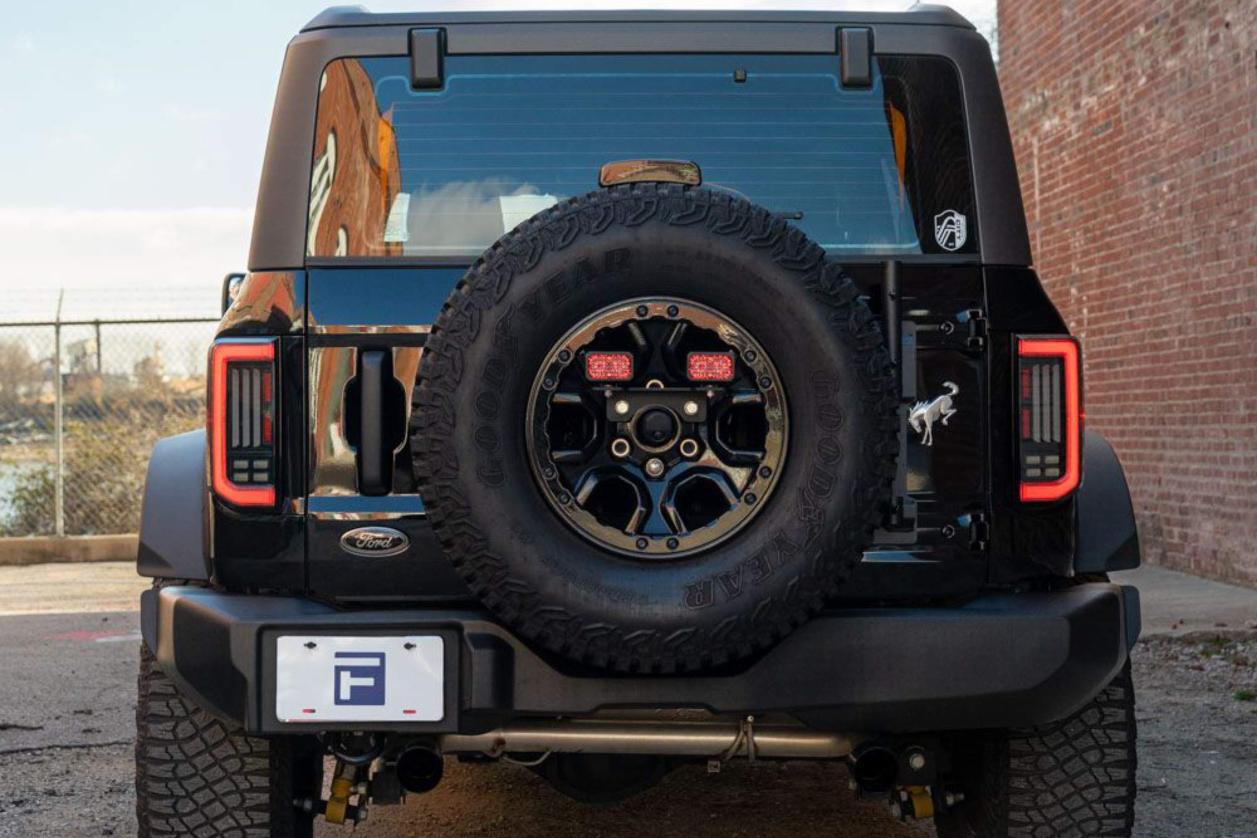 21-26 Ford Bronco Tail Lights (Smoked) photo 2