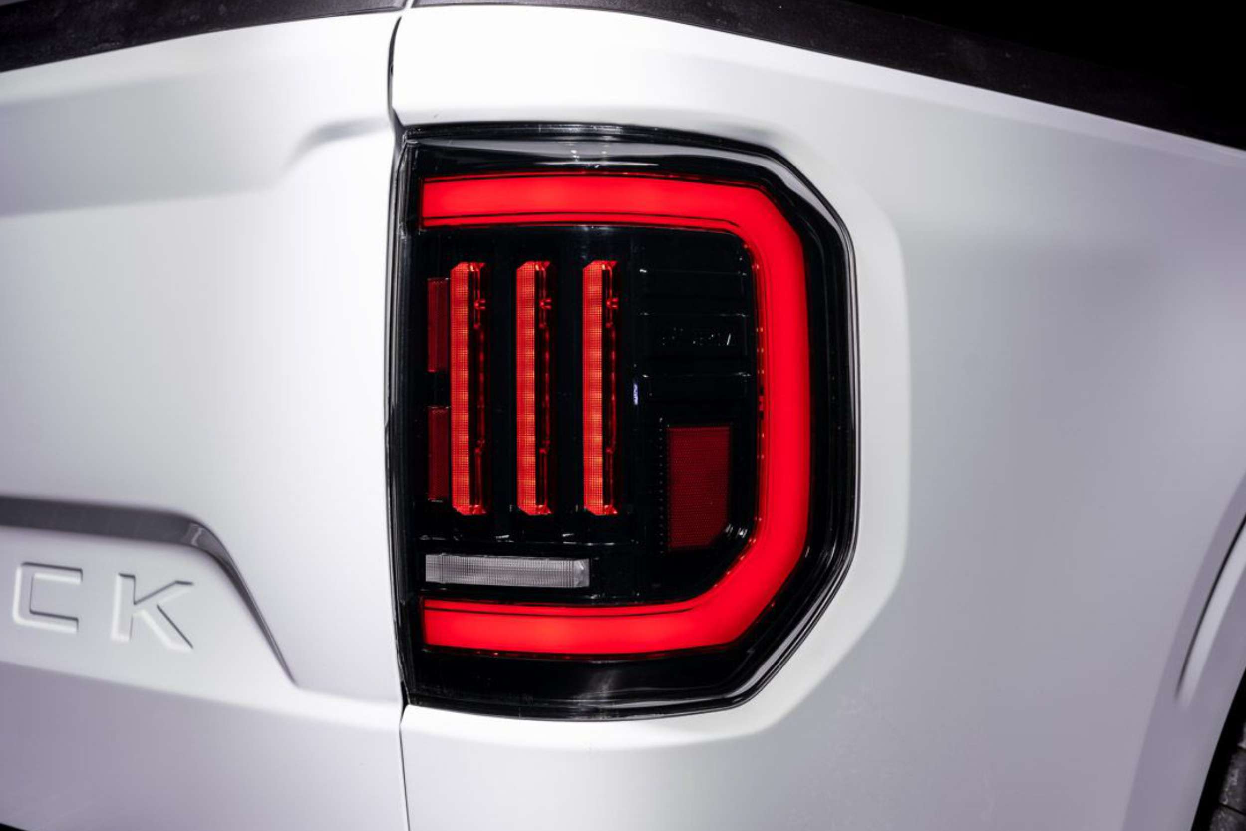22-24 Ford Maverick Tail Lights (Red) photo 2