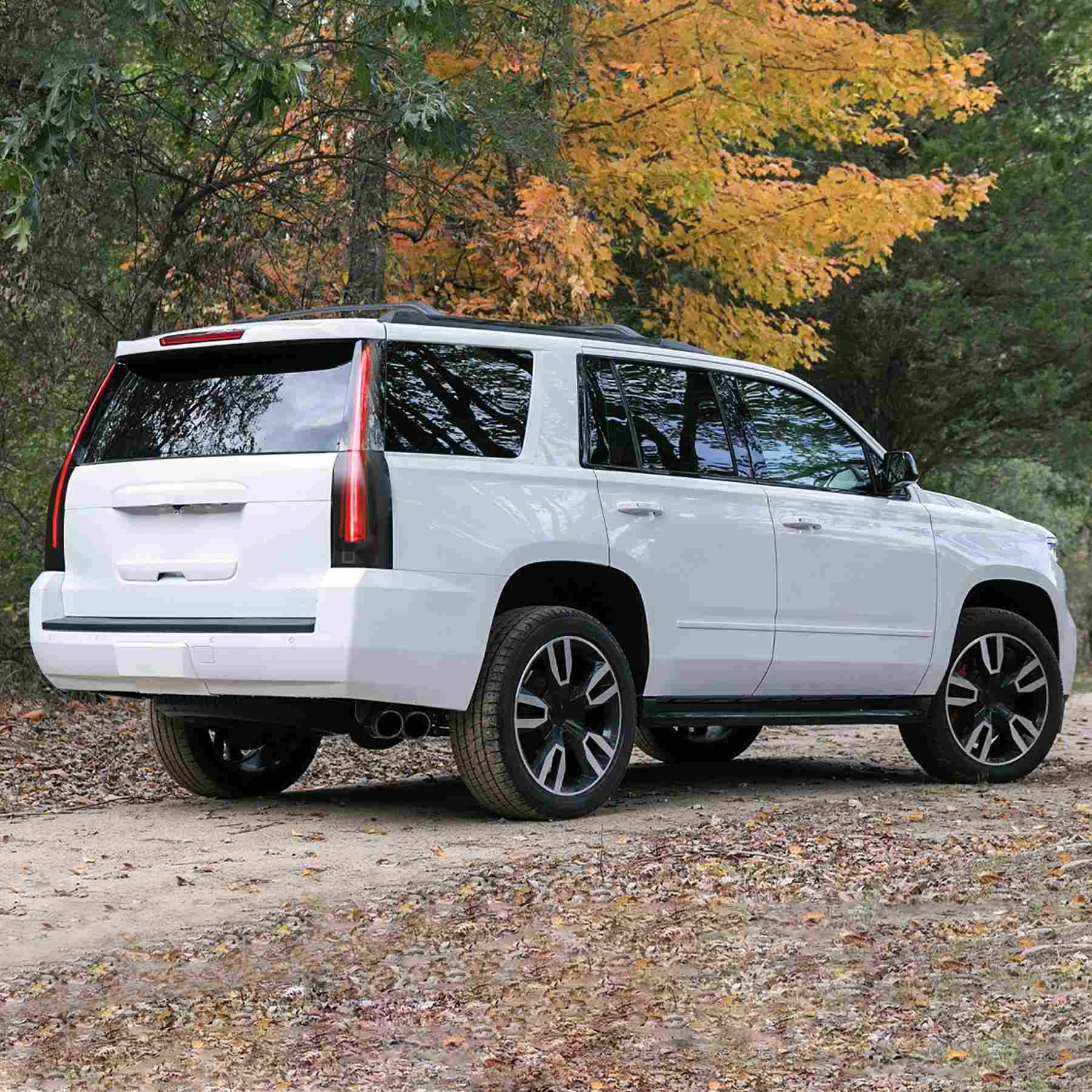 15-20 Chevrolet Suburban: LED Tail Lights - Smoked/Red photo 3