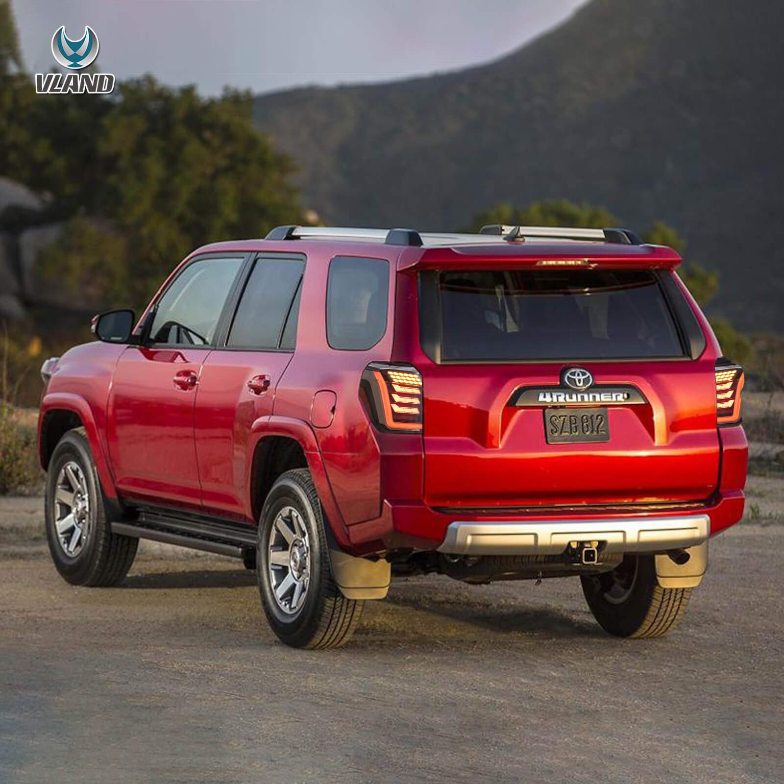 10-23 Toyota 4Runner: LED Tail Lights - Clear photo 3