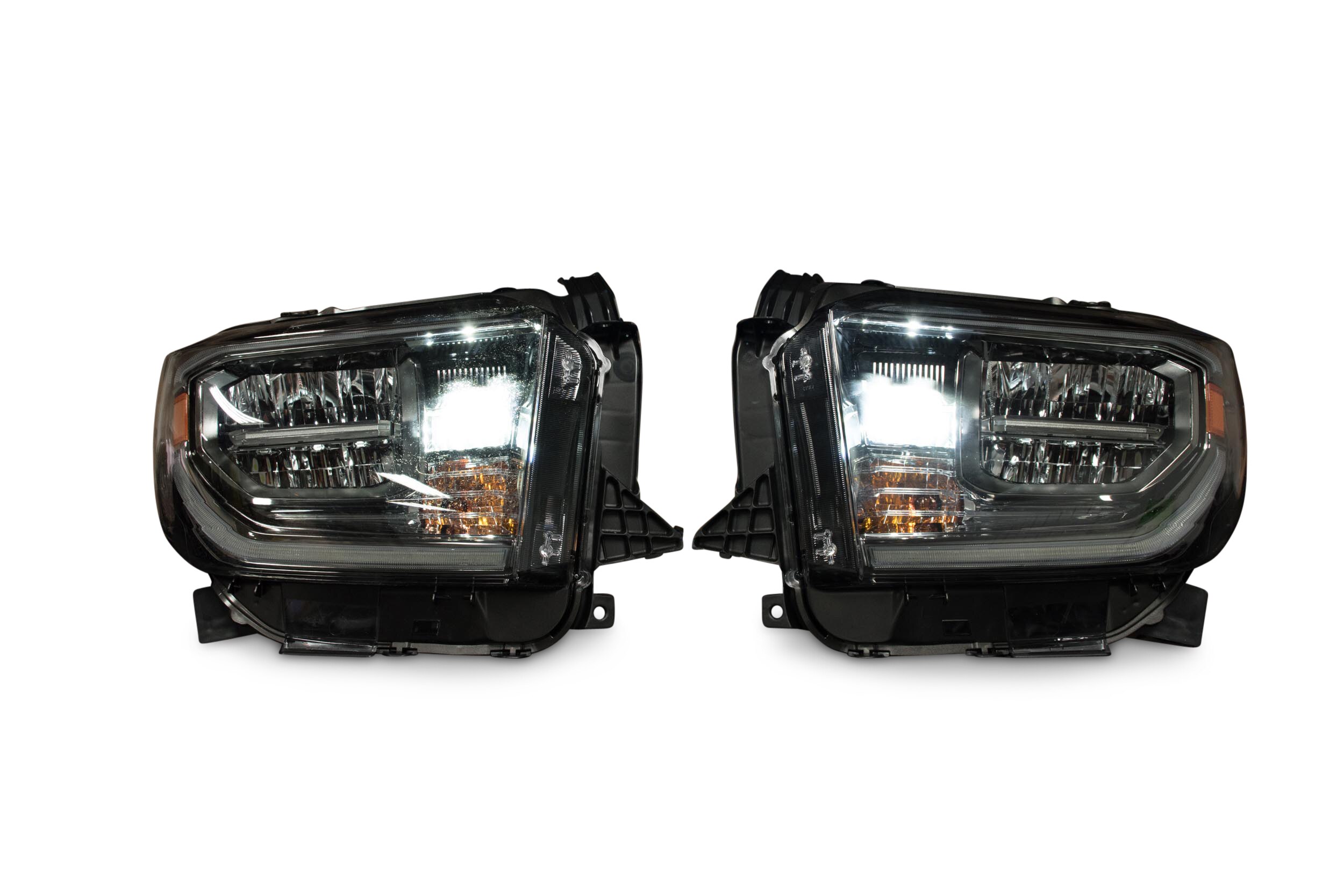 18-21 Toyota Tundra OEM LED Headlights photo 4