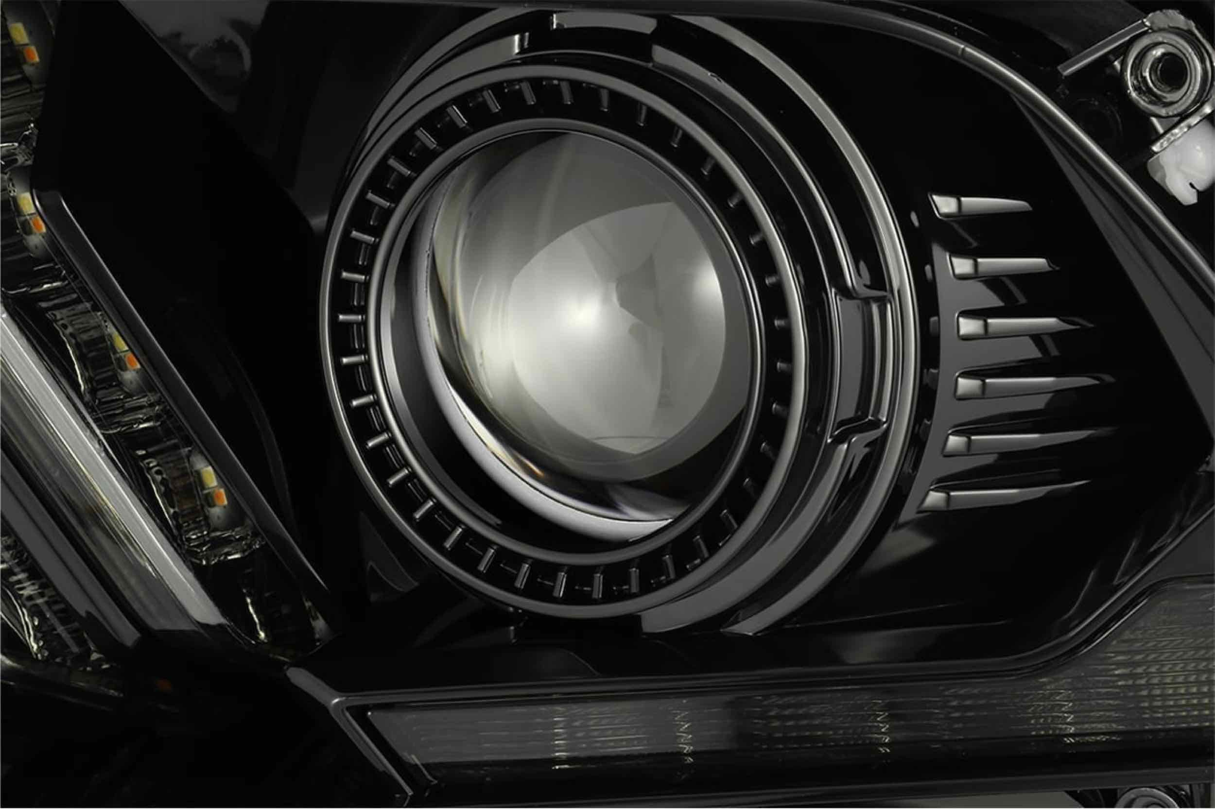 10-12 Ford Mustang Luxx Headlights photo 2