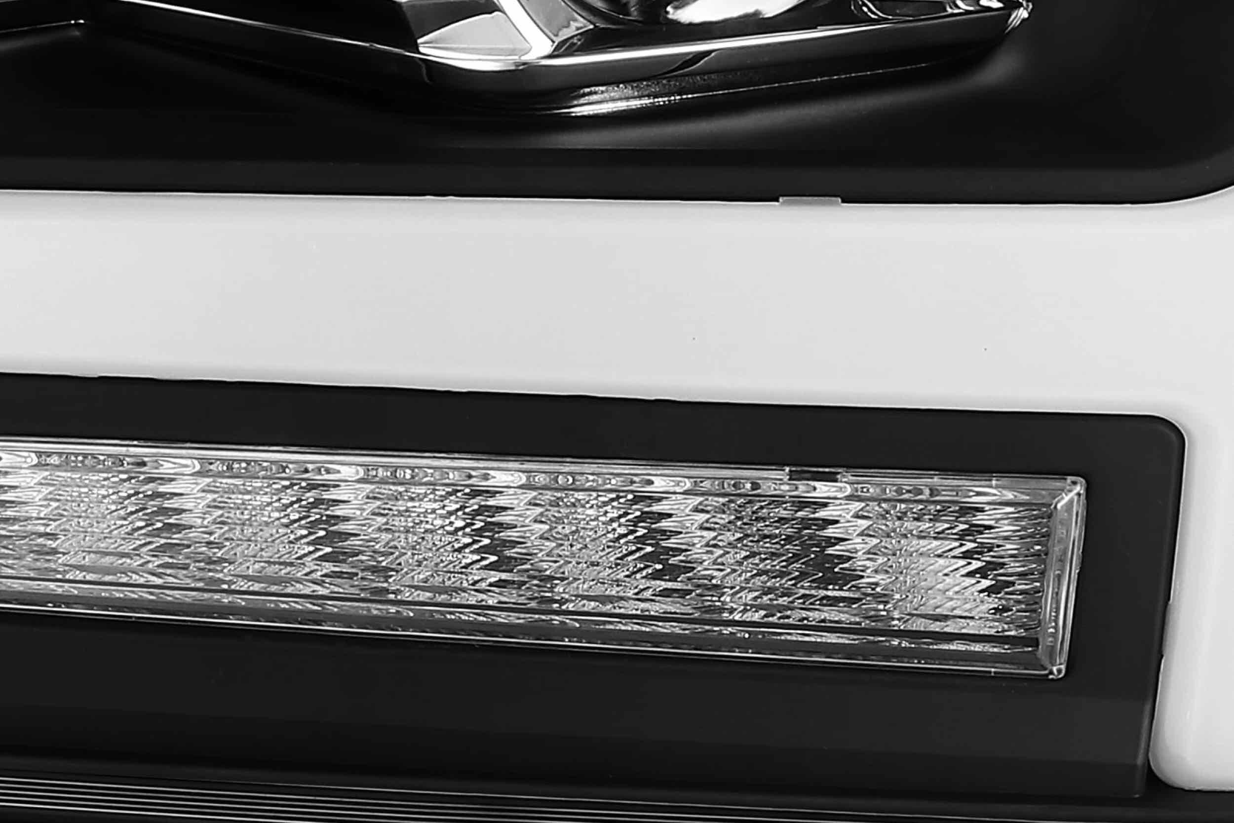 19-24 Dodge Ram 1500 Pro Headlights photo 3