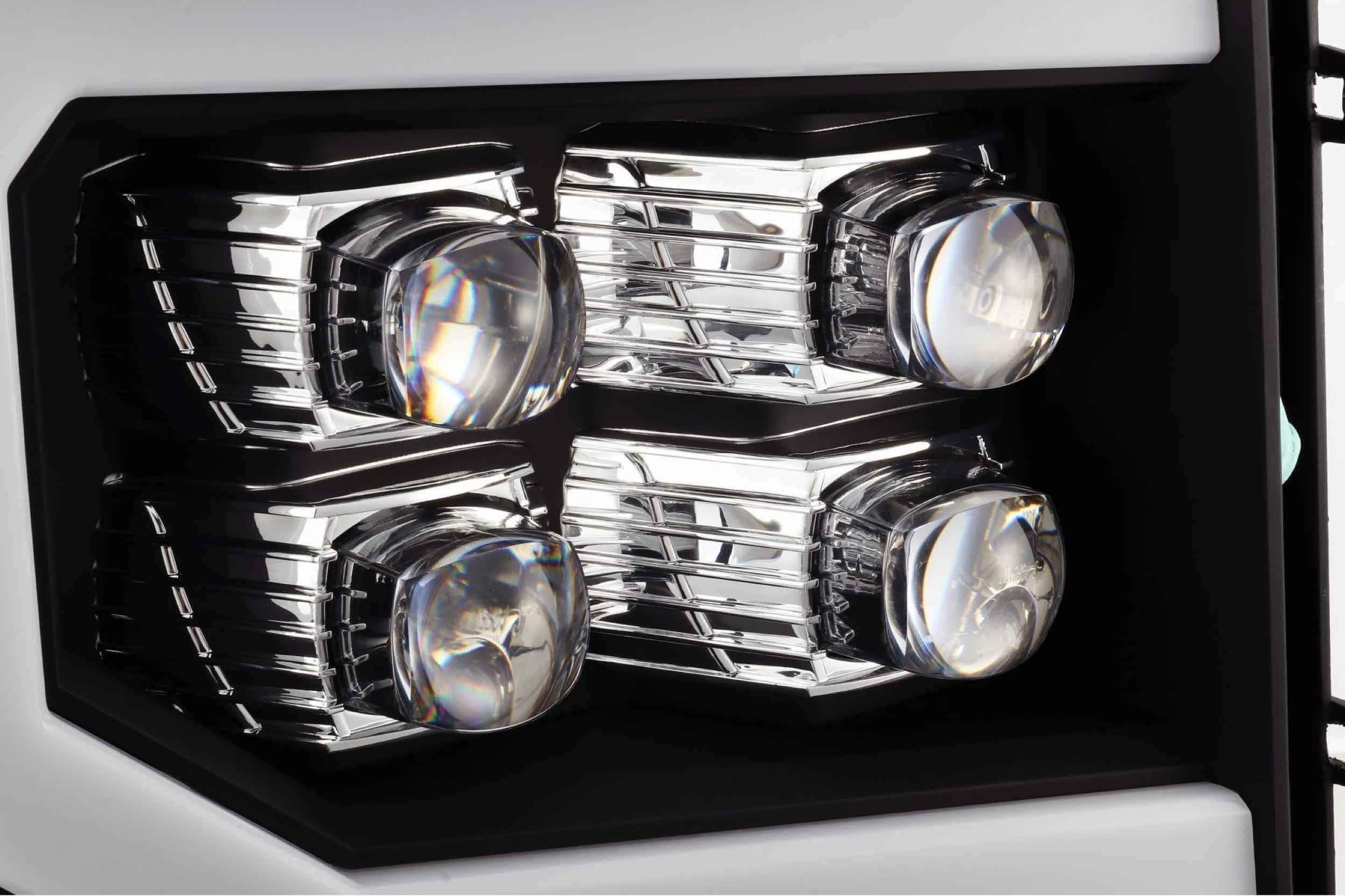 07-13 GMC Sierra Nova Headlights photo 3