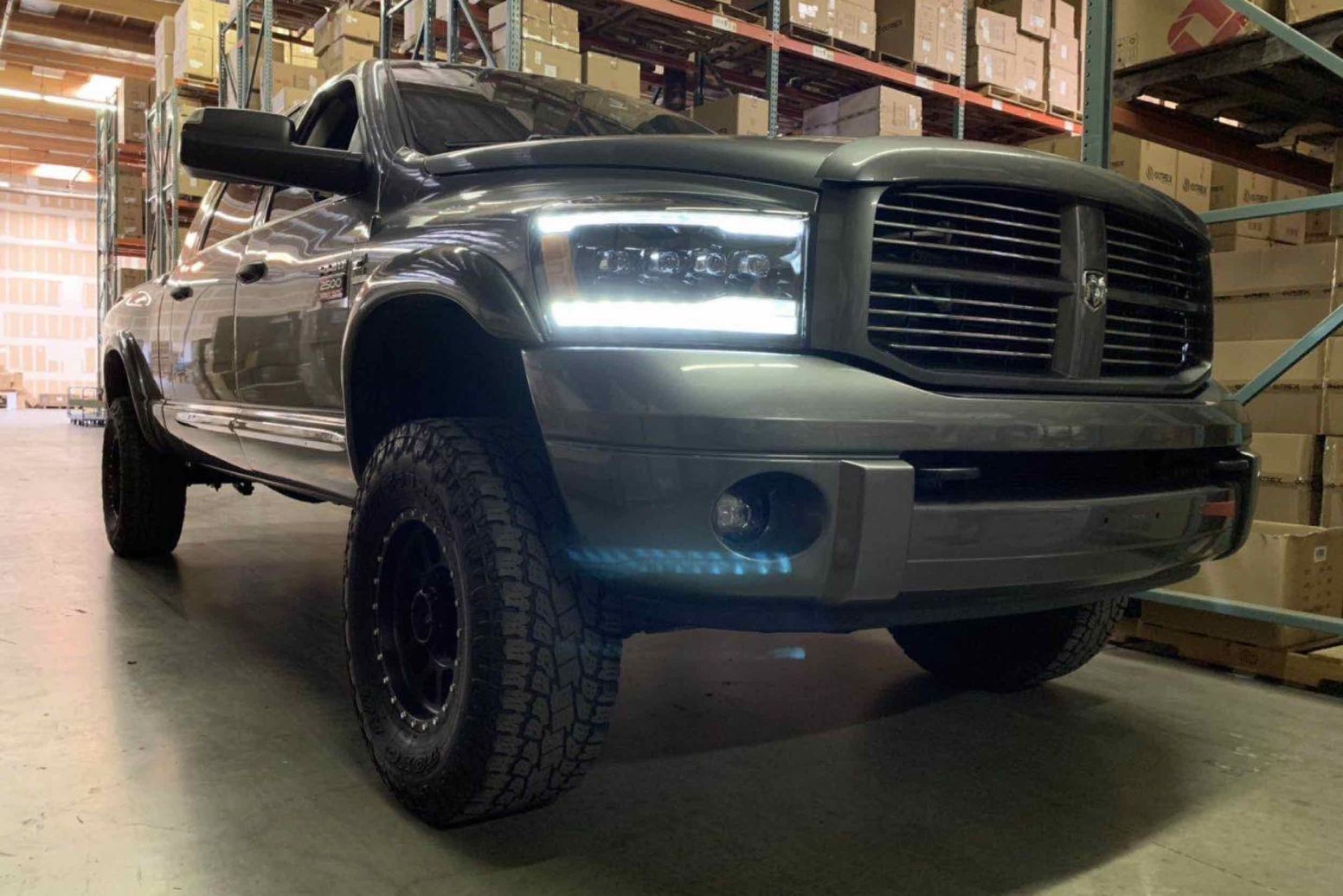 06-08 Dodge Ram Nova Headlights photo 2