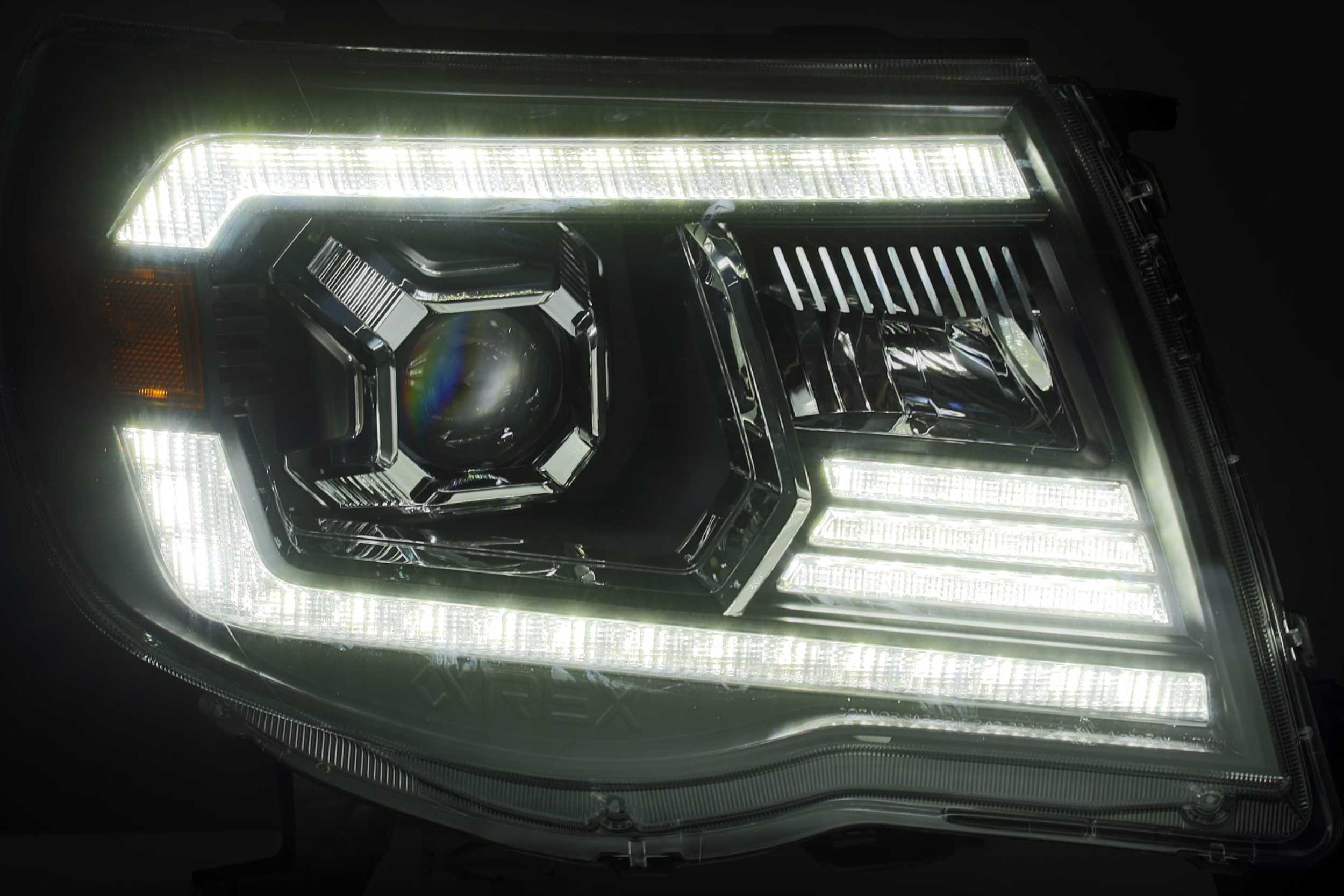 05-11 Toyota Tacoma Pro Headlights photo 2