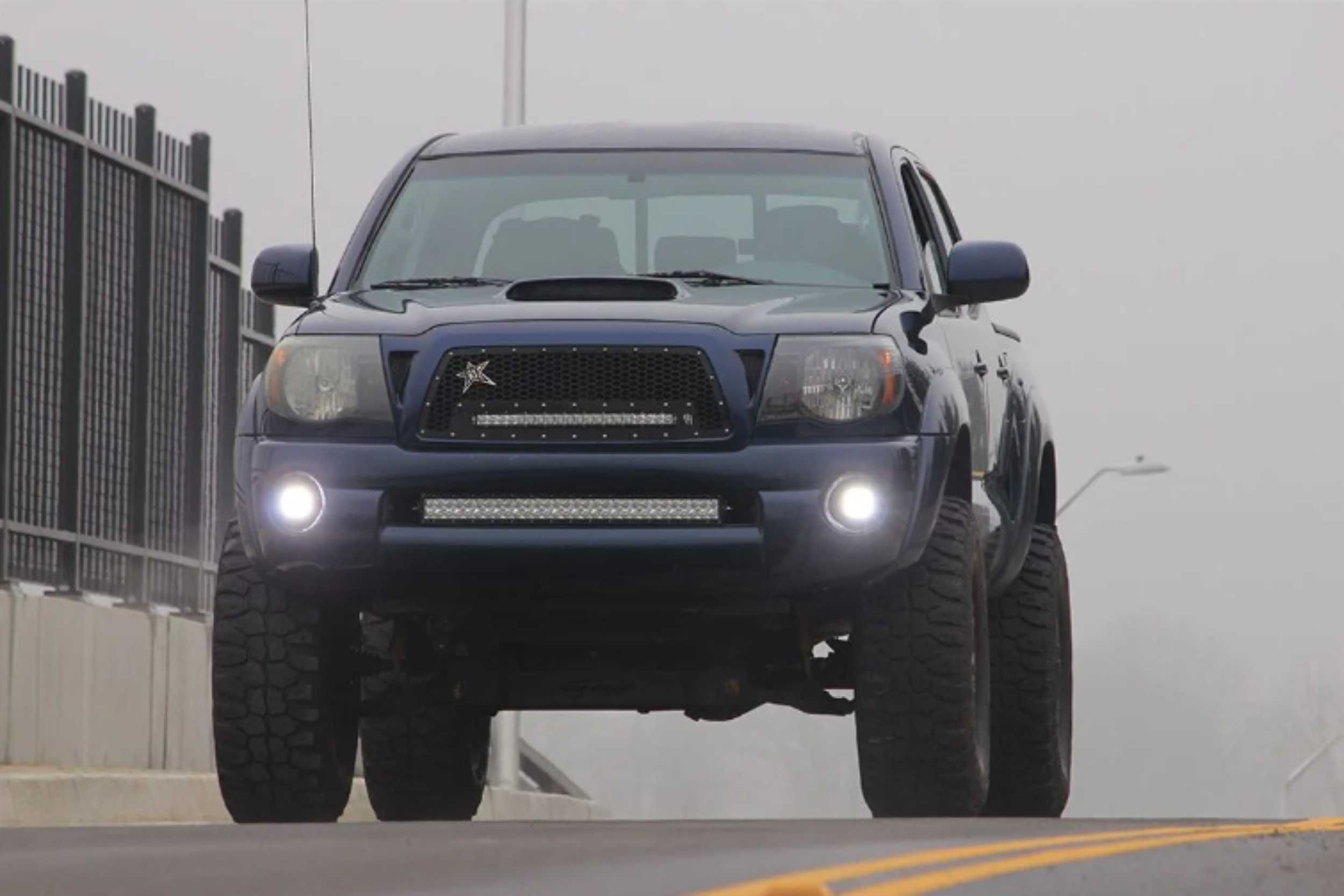 07-13 Toyota Tundra / 05-11 Tacoma Fog Mount Kit photo 3