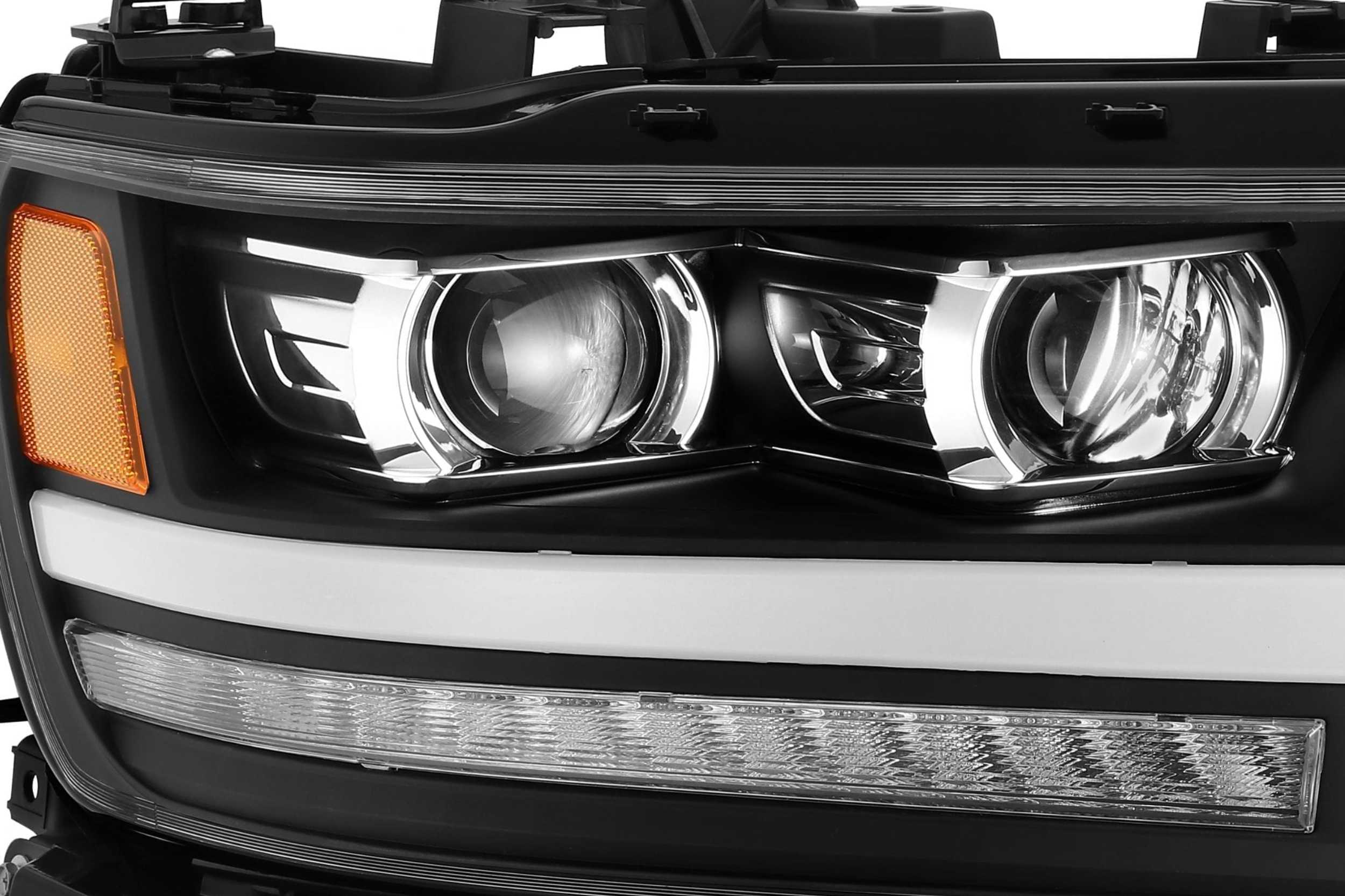 19-23 Ram 1500 Luxx Headlights photo 2