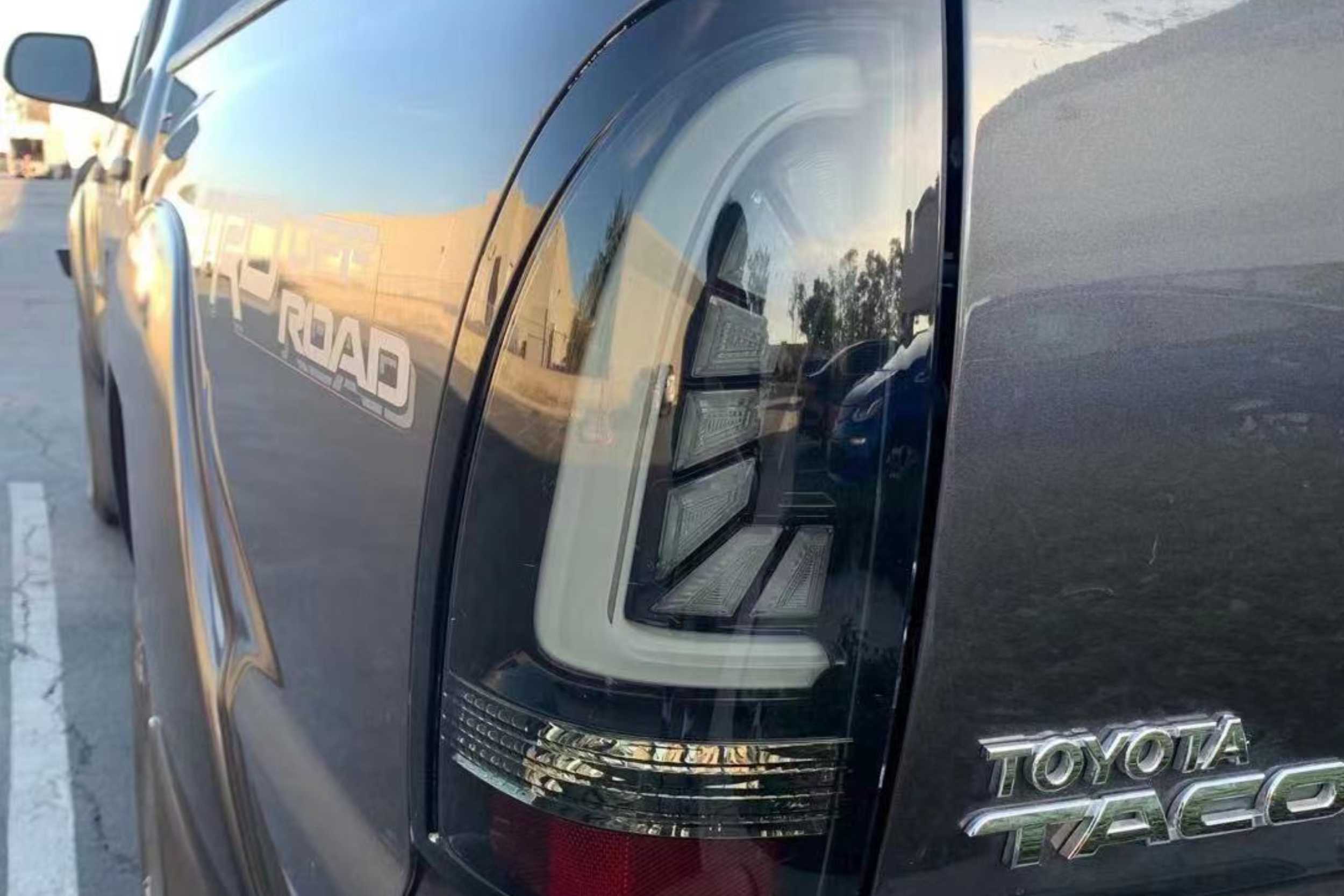 05-15 Toyota Tacoma Pro LED Tail Lights photo 3