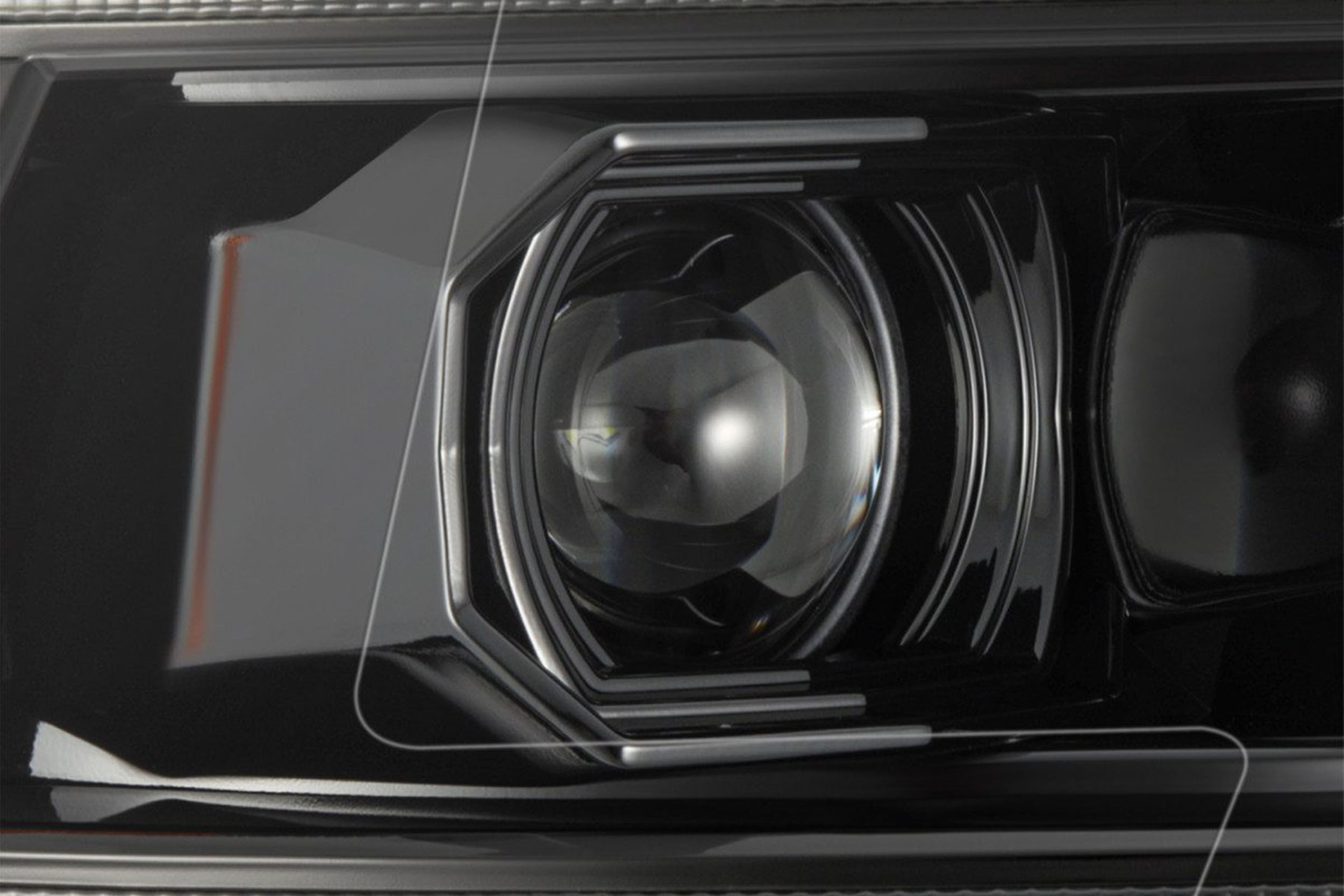 09-18 Dodge Ram Luxx MkII Headlights photo 2